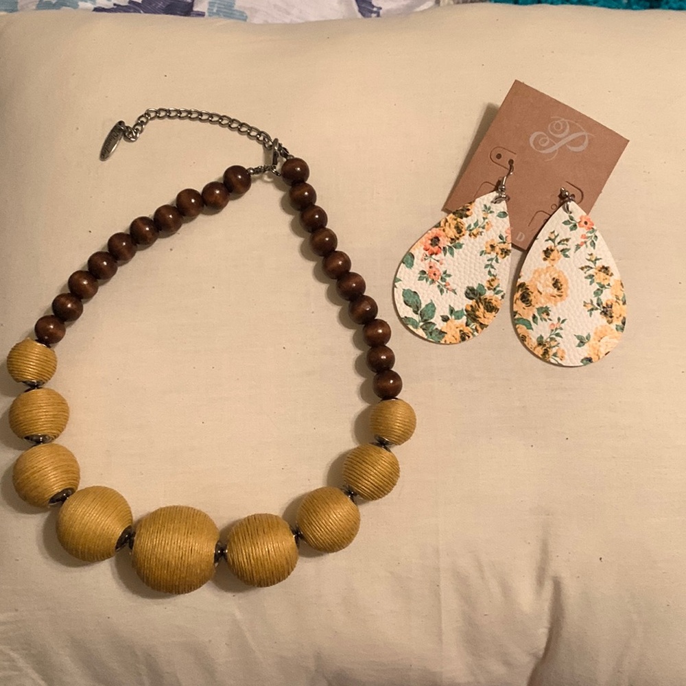 Plunder Necklace and Earring set